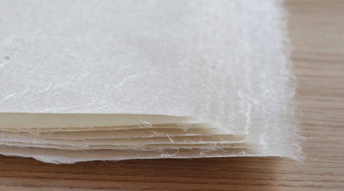 伝統ある製法で作られる「細川紙（ほそかわし）」